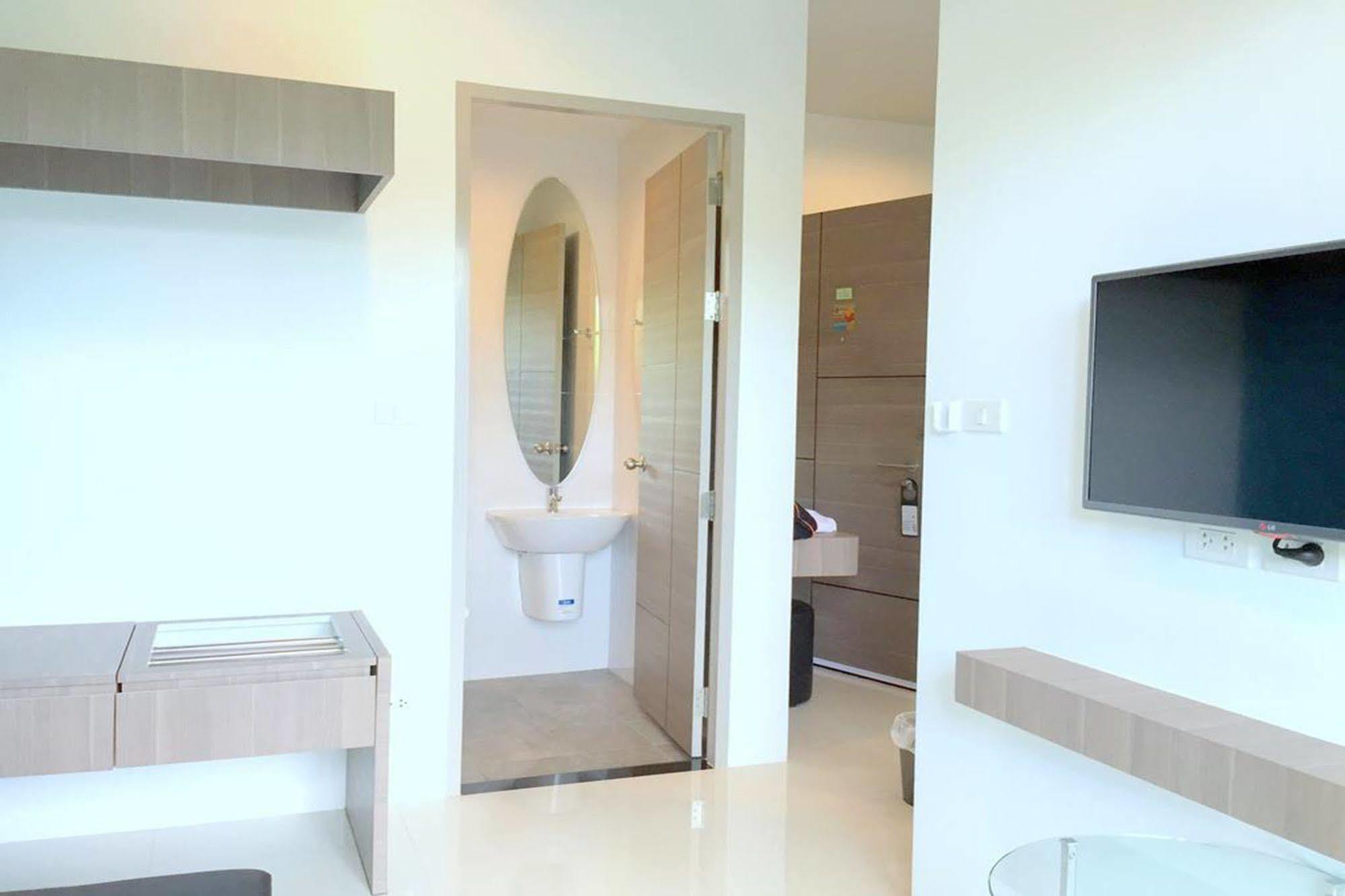 Dusit Naka Place Phuket Kültér fotó